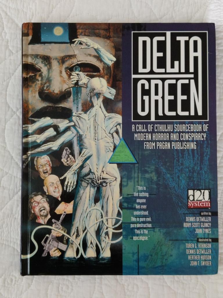 Delta Green RPG - D20 Stats - Zo Goed Als Nieuw!, Vijf spelers of meer, Ophalen of Verzenden, Zo goed als nieuw, EOS Press
