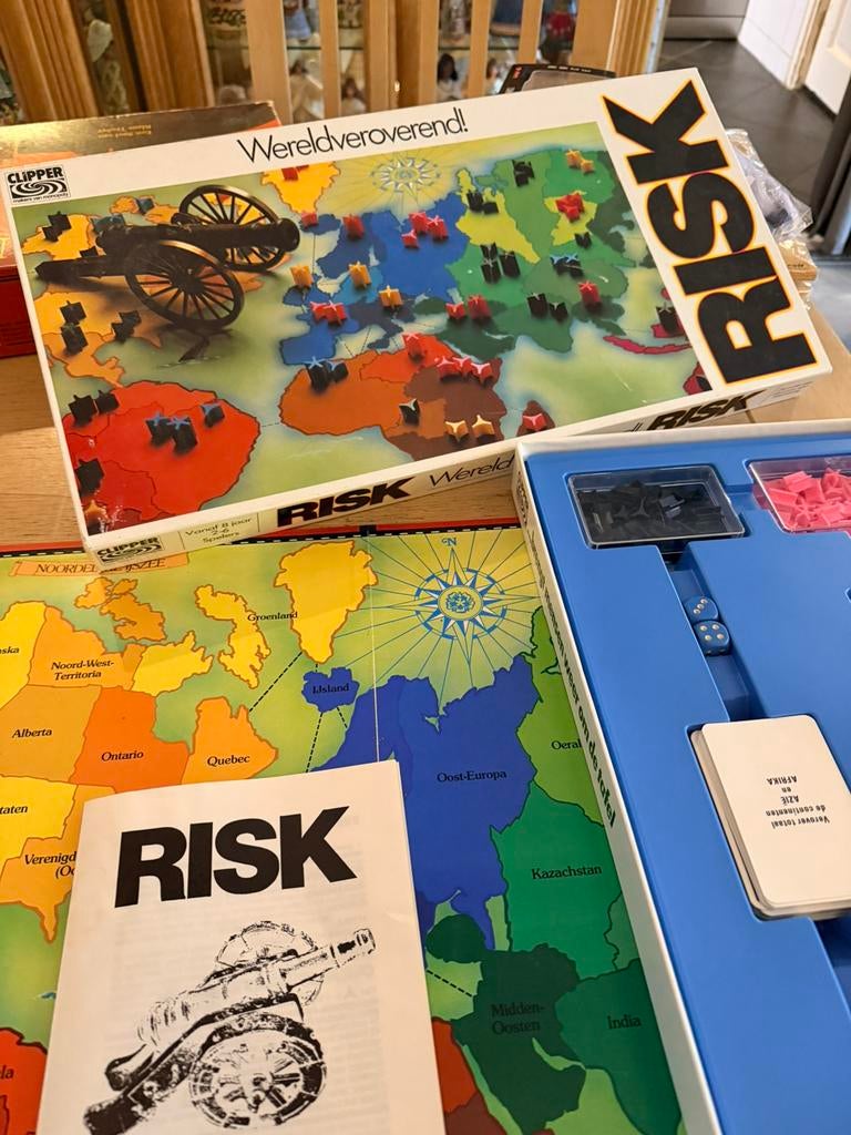 Risk witte oude uitvoering als nieuw, Ophalen of Verzenden, Zo goed als nieuw