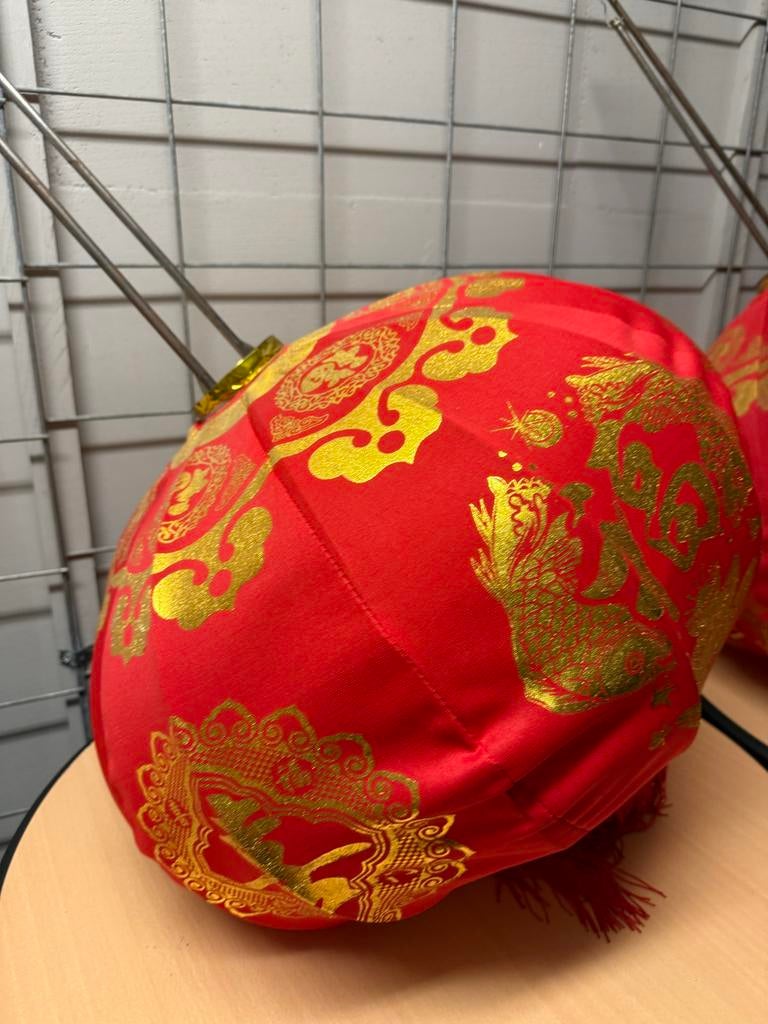 Twee grote Chinese lampions (60/70 cm), Ophalen of Verzenden