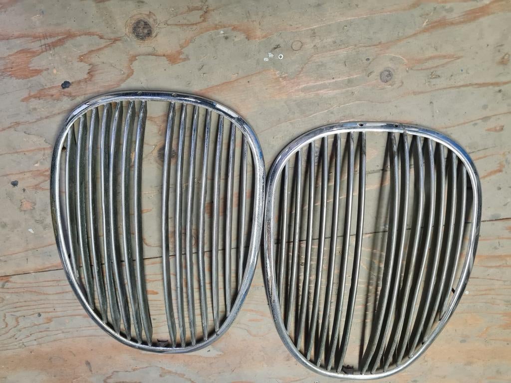 Originele Jaguar MK2 Grille - Gebruikt, Ophalen of Verzenden, Voor, Jaguar, Bumper
