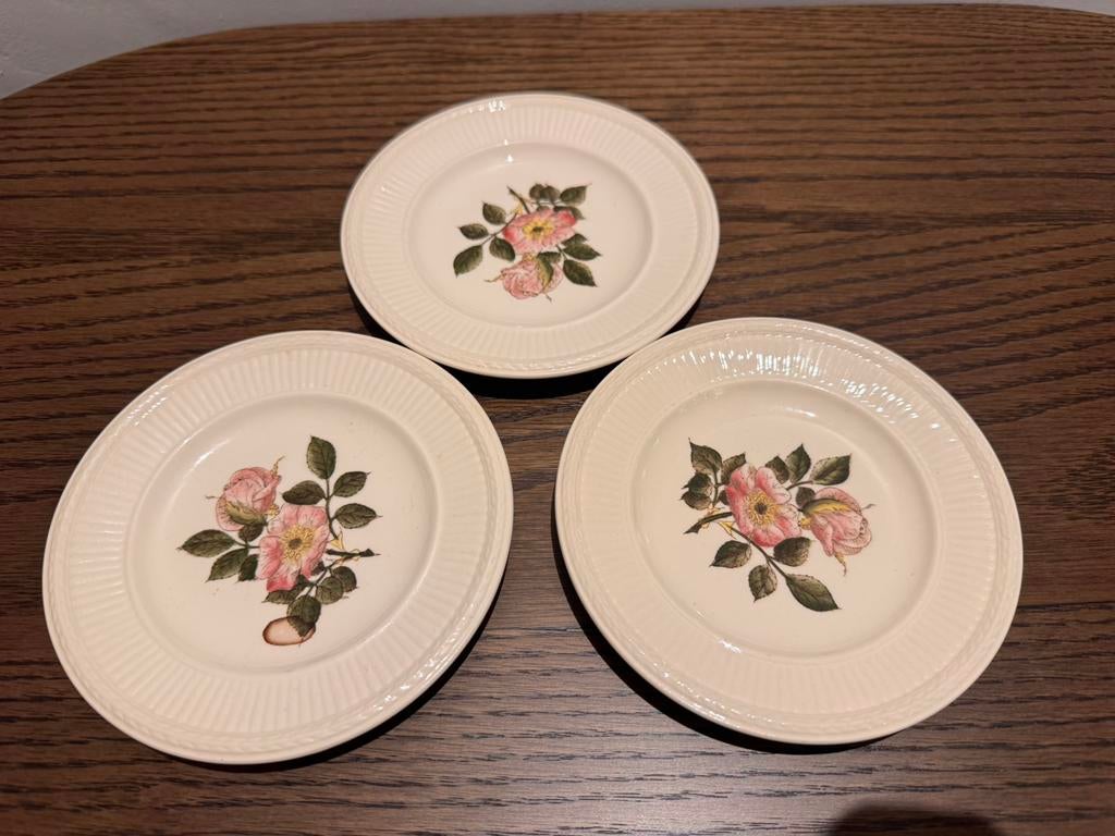 Wegdgewood briar rose petit four schaaltjes, Ophalen of Verzenden