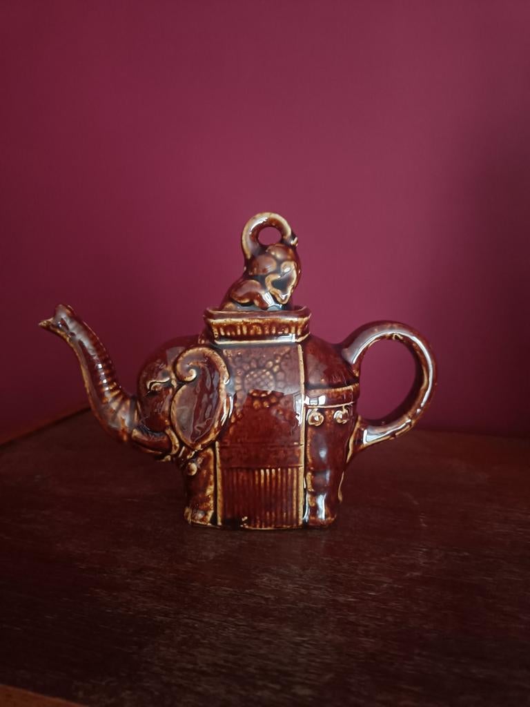 Olifant Theepot, Antiek en Kunst, Ophalen of Verzenden