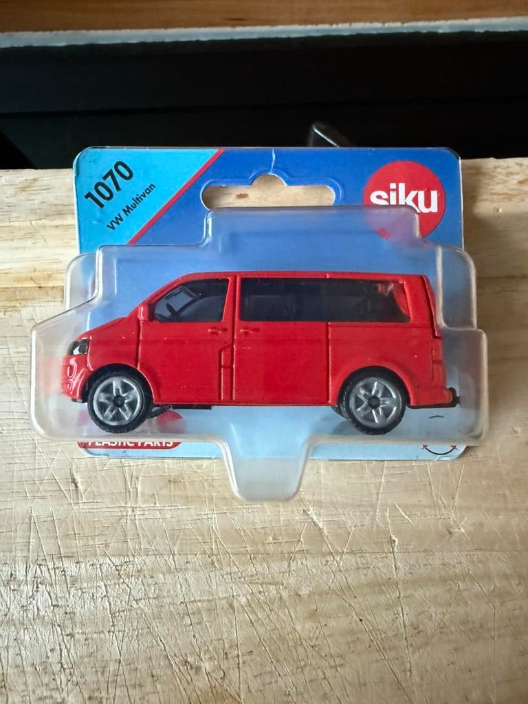 Siku Volkswagen bus Multivan no 1070, Ophalen of Verzenden, Nieuw, Bus of Vrachtwagen