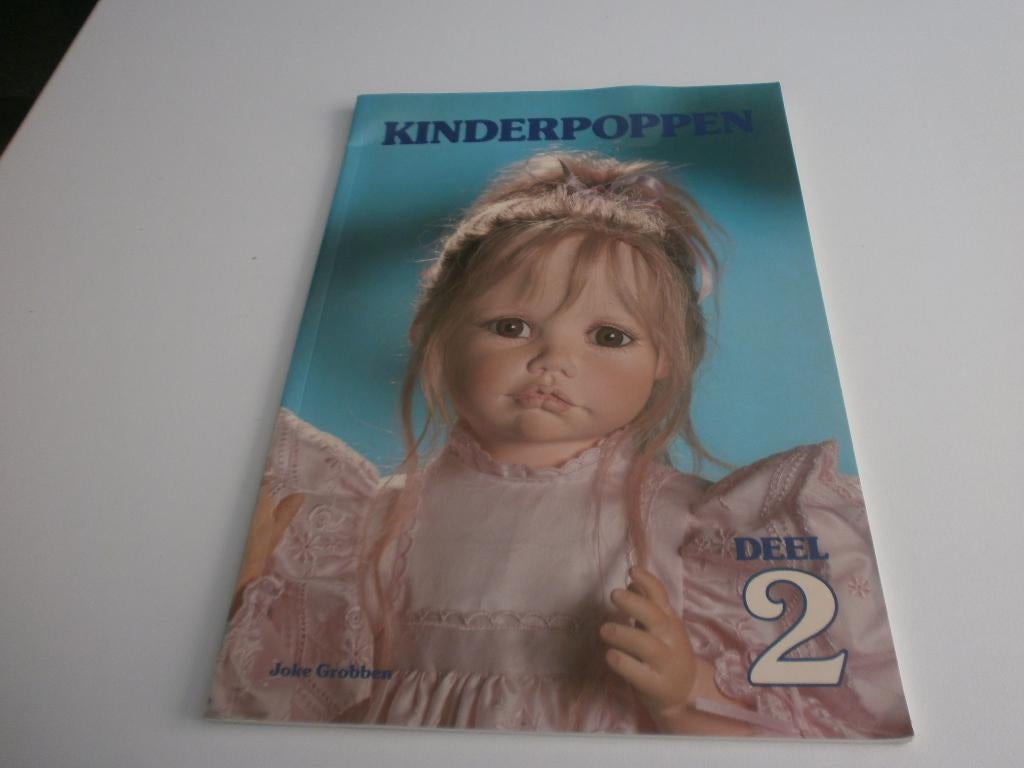 Boek: Kinderpoppen deel 2, Ophalen of Verzenden, Gelezen, Poppen maken