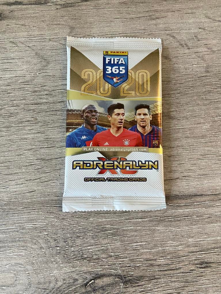 Ongeopend Panini FIFA 365 Pack 2020, Ophalen of Verzenden, Nieuw, Overige sporten, Spelerskaart