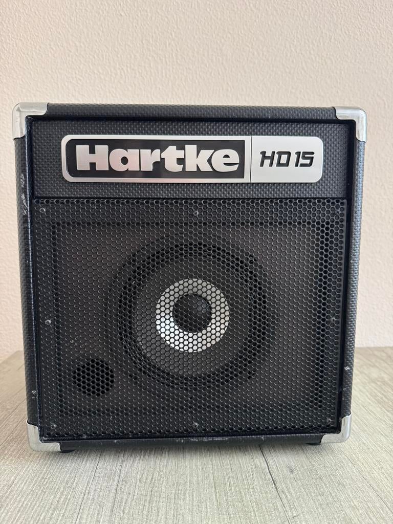 Hartke H15 Basversterker – goed werkend, gebruikssporen, Ophalen, Gebruikt, Minder dan 50 watt