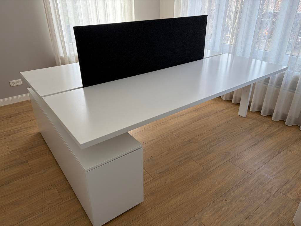 Twin form Duo bureau Partnerdesk geluid scherm en onderkast, Ophalen, Gebruikt, Overige merken, Duo-bureau