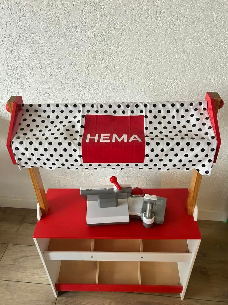 Winkeltje houten speelgoed, Kinderen en Baby's, Speelgoed | Houten speelgoed, Ophalen, Gebruikt, Meubelstuk of Keukentje