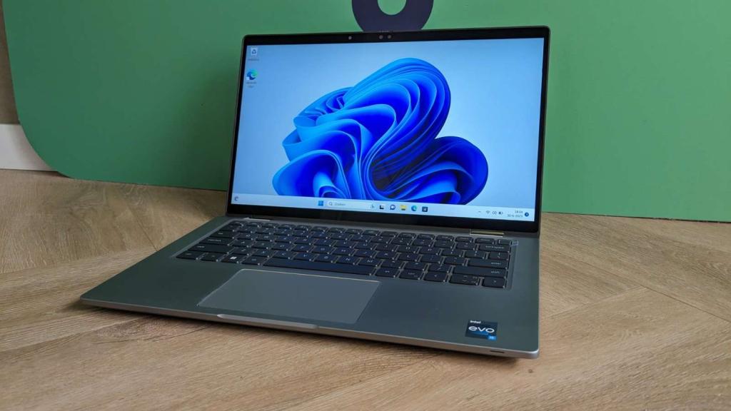 Dell Latitude 7430 2-in-1 - Touchscreen / Core i7 / 16GB, Computers en Software, Windows Laptops, Niet ingevuld, Gebruikt, Qwerty