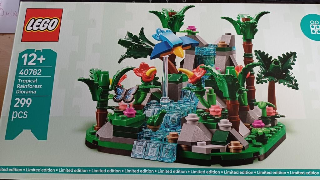 Lego 40782 Tropical Rainforest Diorama  -NIEUW en ONGEOPEND-, Kinderen en Baby's, Speelgoed | Duplo en Lego, Ophalen of Verzenden