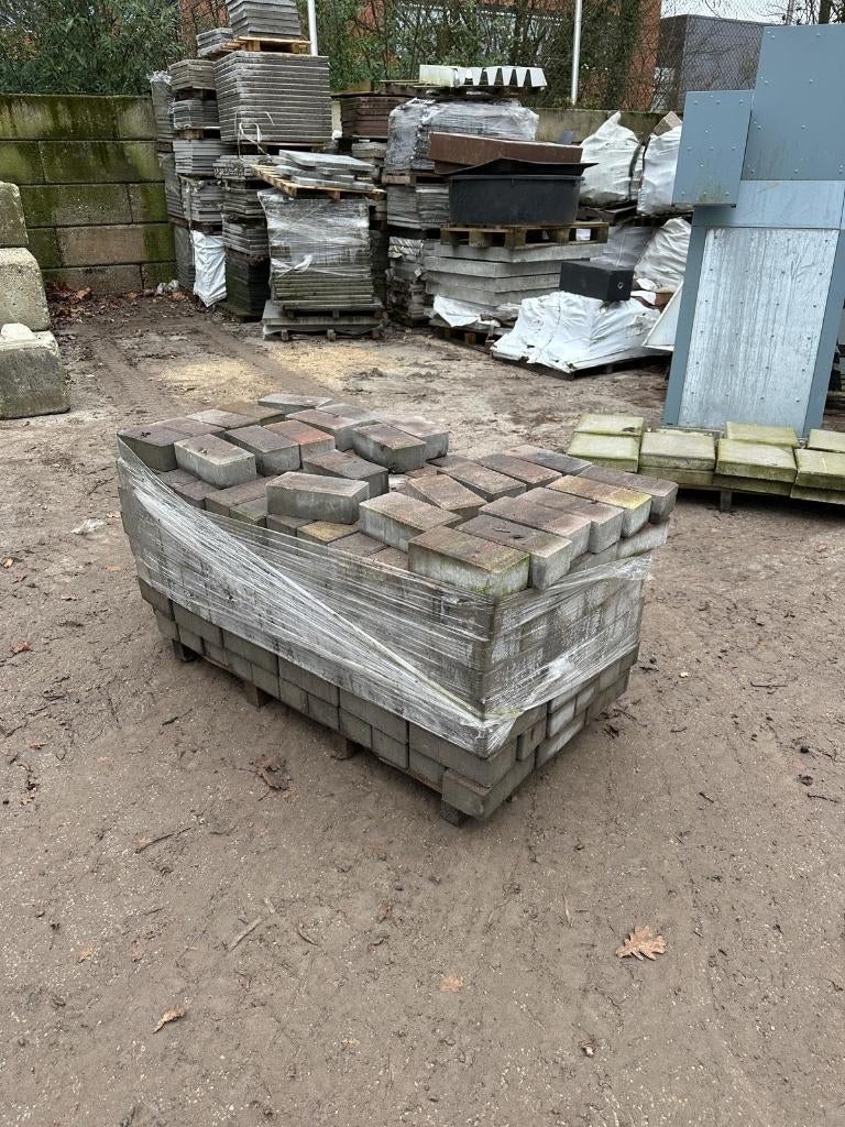 5,82m² BKK 7cm bont met toplaag (B-Keus), Ophalen, Klinkers, 5 tot 10 m², Zo goed als nieuw