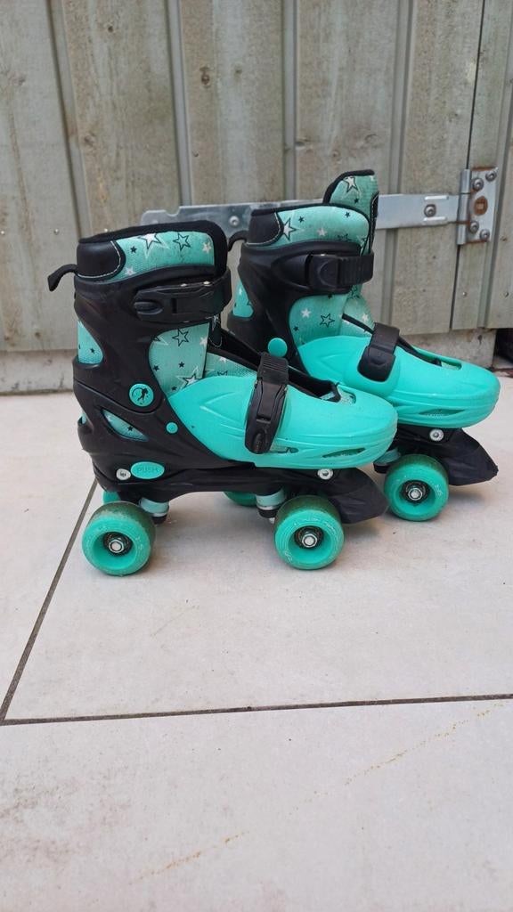 Rollerskates groen maat 33/37, Ophalen of Verzenden