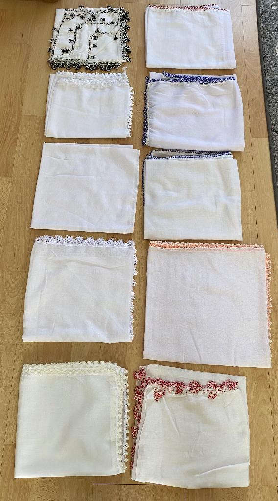 10 witte hoofddoeken /esarp met vorduursel: Nieuw, Ophalen of Verzenden, Nieuw