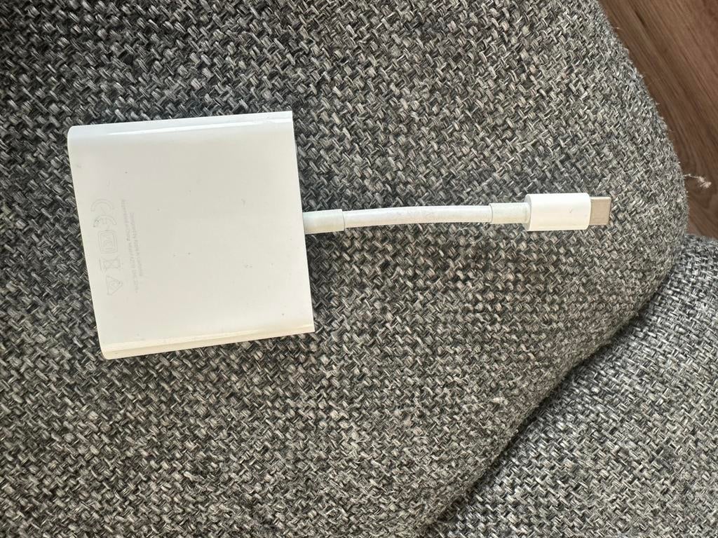 Apple USB-C Digital AV Multiport Adapter, Overige modellen, 13 inch, Ophalen of Verzenden, Zo goed als nieuw