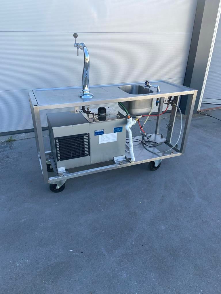 Mobiele tapinstallatie met spoelbak - Heineken Brouwerijen, Ophalen, Gebruikt