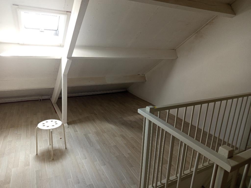 Kamer-Zolder, 20 tot 35 m², Breda