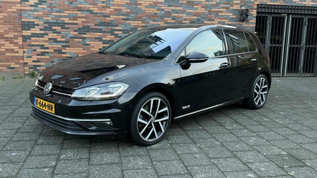 Volkswagen Golf, 1.4 TSI Comfortline Stoelverw.|LED|Facelift, Auto's, Voorwielaandrijving, Stof, 4 cilinders, Zwart