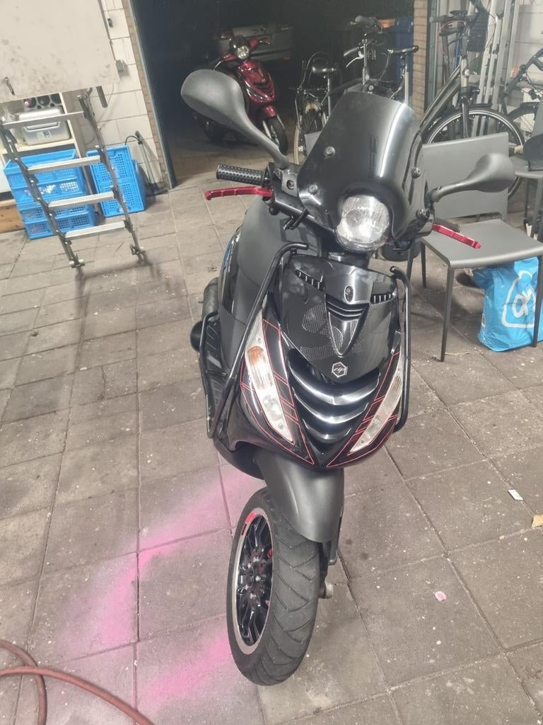 Zip 125cc 2takt, Ophalen, Zo goed als nieuw, Tweetakt, Zip