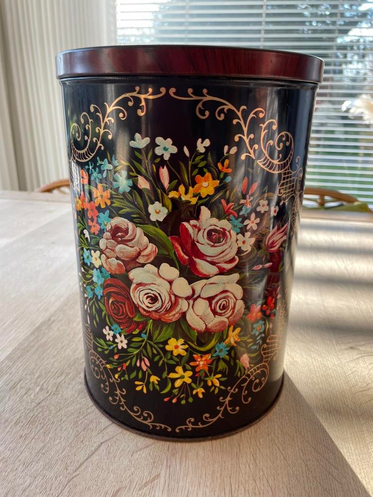 Groot vintage voorraadblik met bloemen, Minder dan 10 liter, Ophalen of Verzenden, Zo goed als nieuw, Minder dan 50 cm