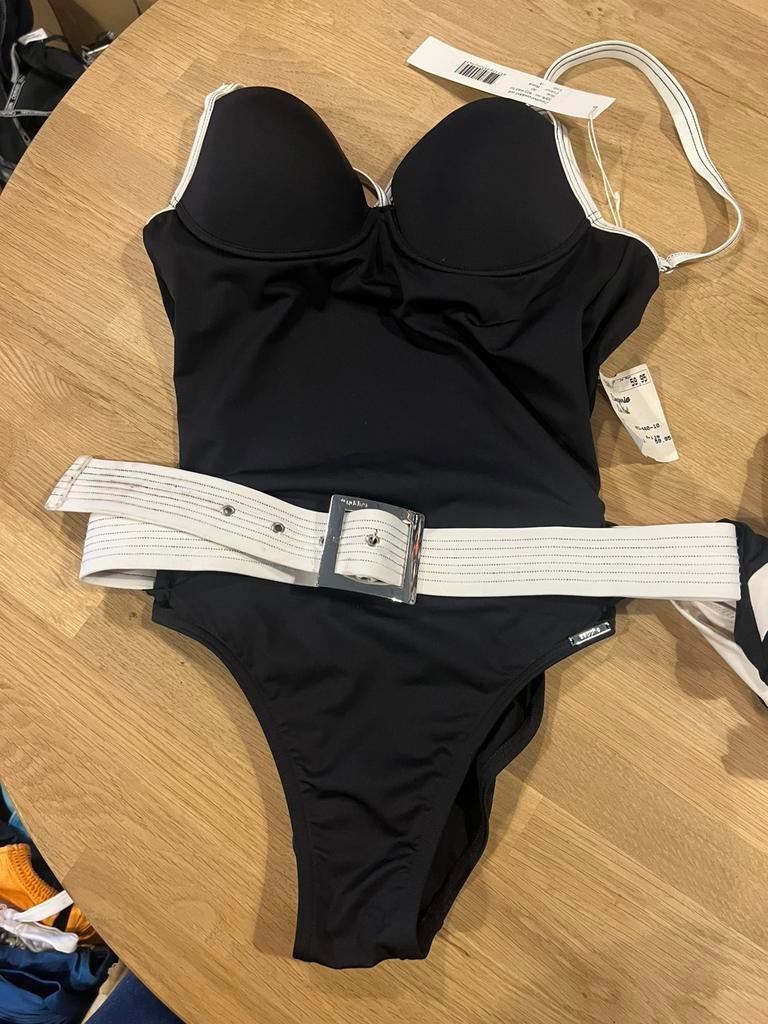 Sapph badpak maat 40 40A/80A NIEUW!! Nu €12,50, Kleding | Dames, Badmode en Zwemkleding, Ophalen of Verzenden, Nieuw, Zwart, Badpak