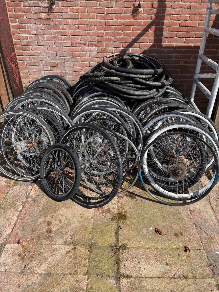 55 x fietsvelgen en banden - Gebruikt, Ophalen, Gebruikt, Wiel
