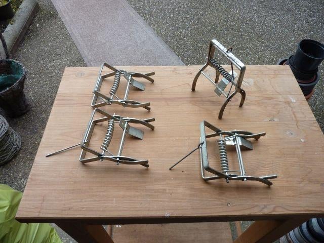 Mollenvallen 4 stuks gebruikt, Ophalen of Verzenden, Gebruikt, Onkruidbestrijding