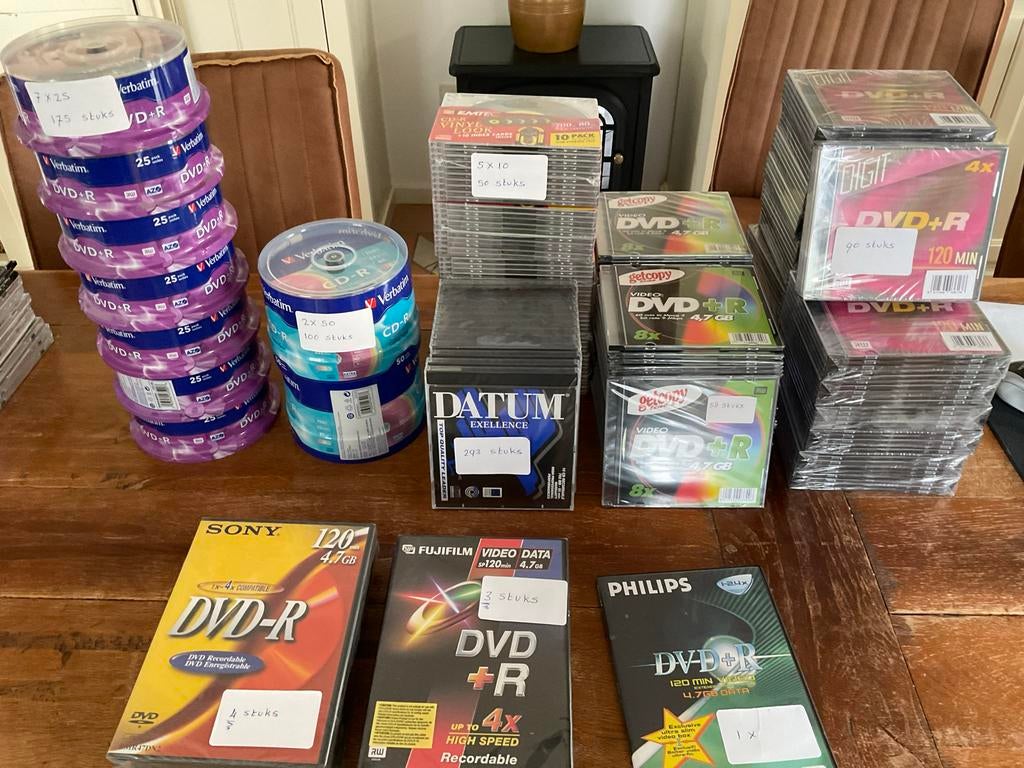 Grote partij DVD+R en CD+R schijven - Totaal 774 stuks, Ophalen of Verzenden, Nieuw, Dvd, Op spindel