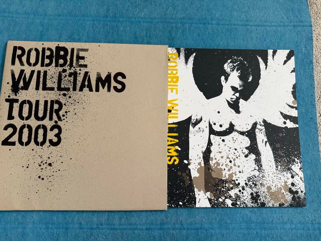 Robbie Williams Tour Boeken- In zeer goede staat, Ophalen of Verzenden, Zo goed als nieuw, Artiest