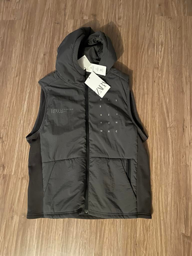 Bodywarmer zara mt 152, Ophalen of Verzenden, Zo goed als nieuw, Meisje, Jas