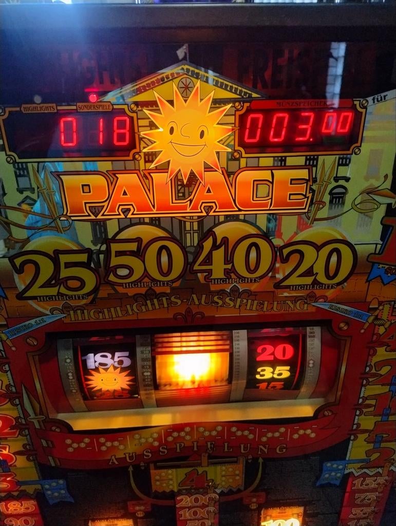 Merkur Gokkast "PALACE" - Zo goed als nieuw, Euro's, Verzamelen, Euro, Ophalen, Zo goed als nieuw, Met sleutels