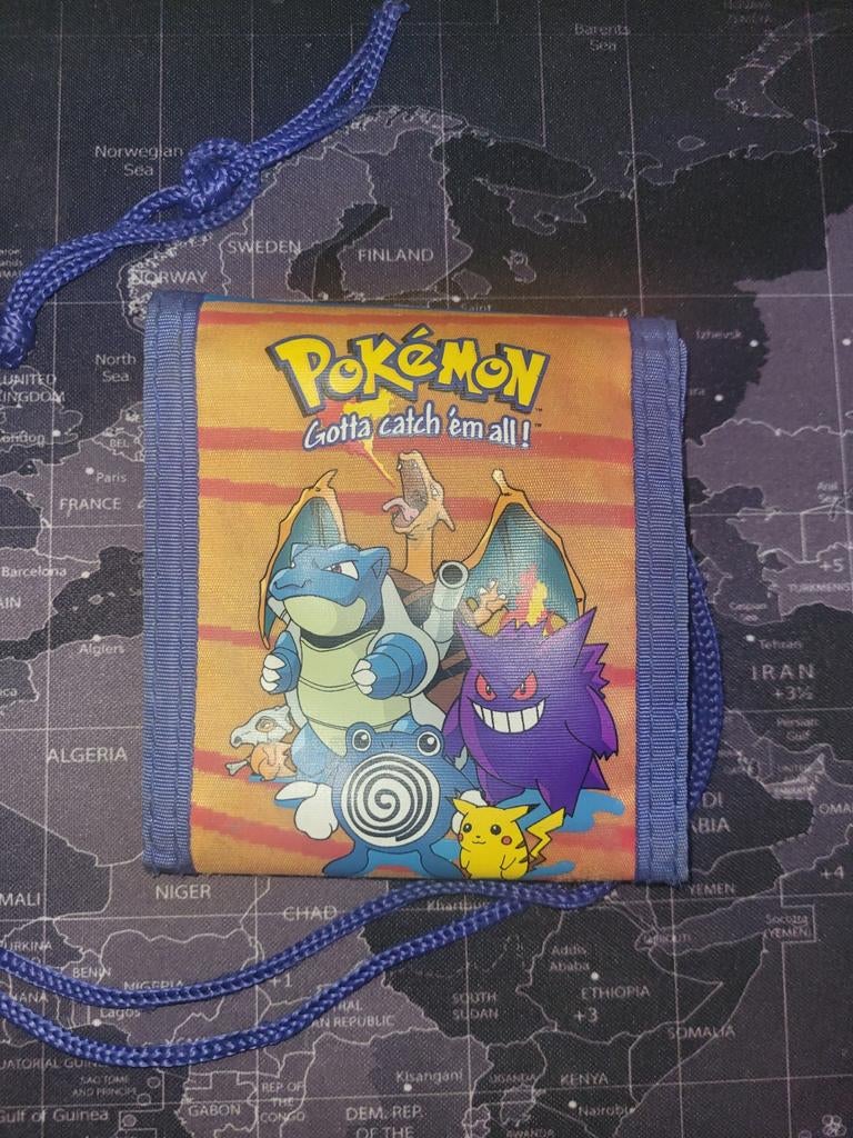 Pokemon portemonnee jaar 2000, Ophalen of Verzenden, Zo goed als nieuw, Overige typen, Foil