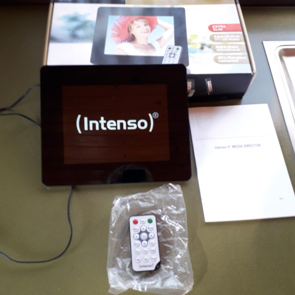 Intenso 8" MediaDirector, Ophalen