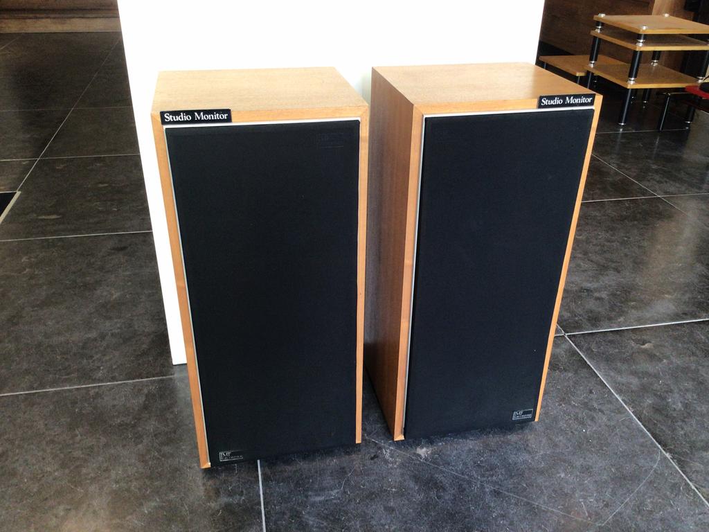 IMF electronics Vintage set Studio Monitor, Audio, Tv en Foto, Luidsprekers, Zo goed als nieuw, Front, Rear of Stereo speakers