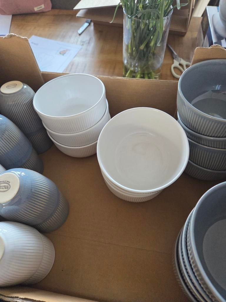 royal kempen begeer 2 kommen 14 cm wit, Overige materialen, Nieuw, Ophalen of Verzenden, Bord(en)