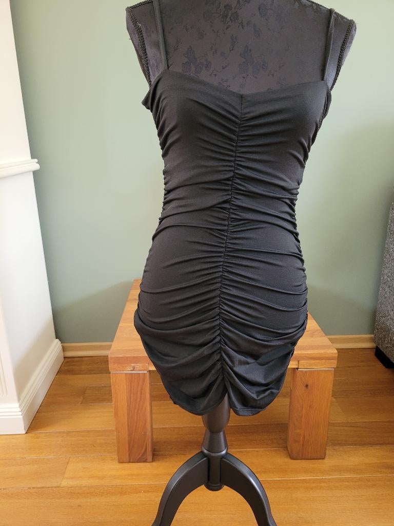 Shein sexy rimpel jurkje mini jurkje maat M valt S Nieuw, Zwart, Nieuw, Ophalen of Verzenden, Maat 36 (S)