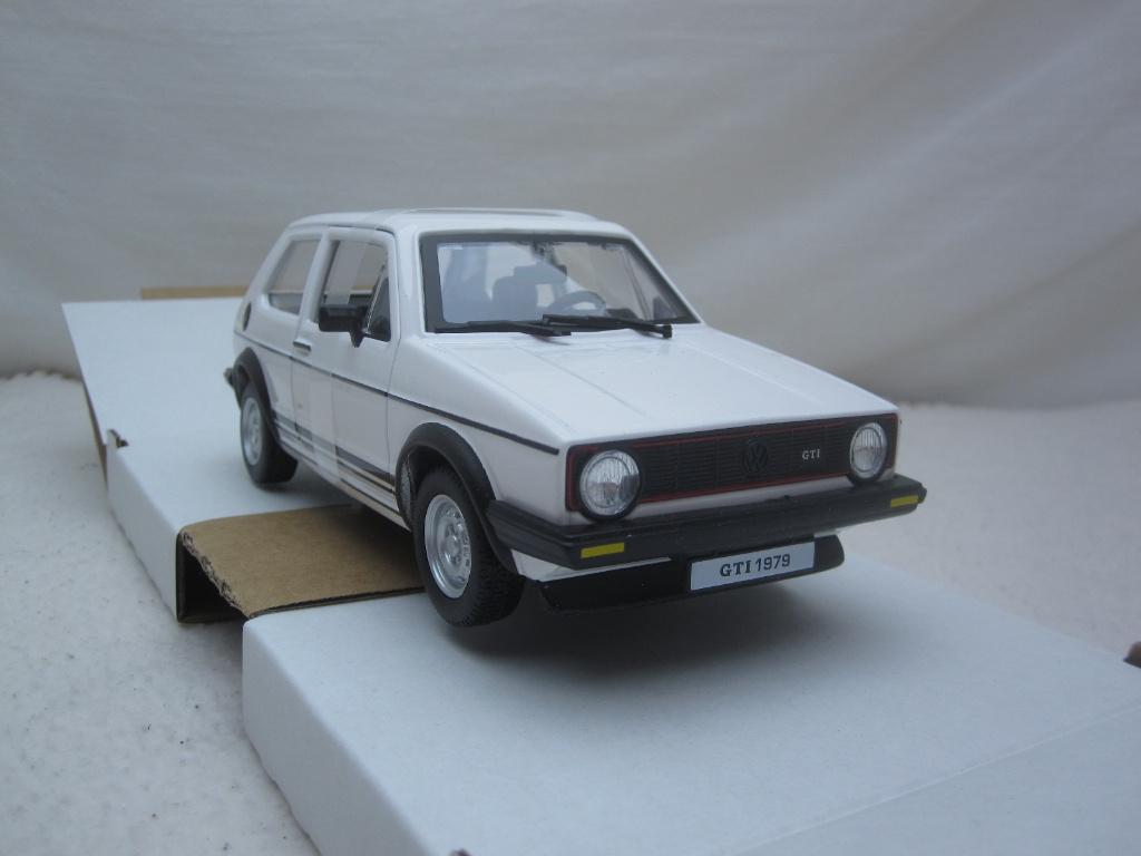 Volkswagen Golf Mk1 GTi 1979 1:24 Bburago, Hobby en Vrije tijd, Modelauto's | 1:24, Ophalen of Verzenden, Nieuw, Auto, Bburago