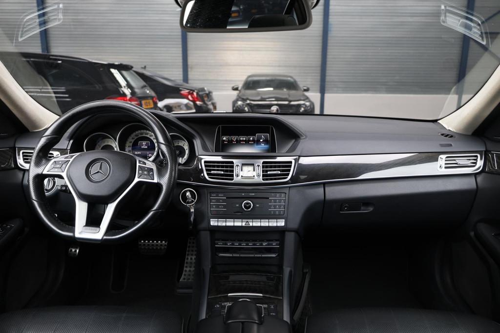 Mercedes-Benz E-klasse 400 AMG LED/PANORAMADAK/LEER+S.VERWAR, Automaat, Achterwielaandrijving, Gebruikt, 2000 kg