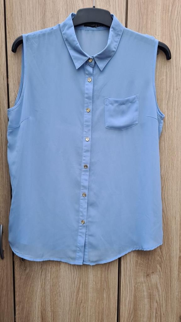 NIEUW Blouse top mt 44 lichtblauw gouden knoopjes dun sto, Ophalen, Blauw, Maat 42/44 (L), Nieuw