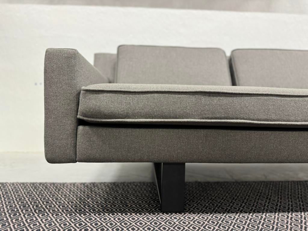 Nieuw Gelderland 7850 Bank 3 Zits stof Grijs Design l240, Nieuw, 75 tot 100 cm, Ophalen of Verzenden, Rechte bank