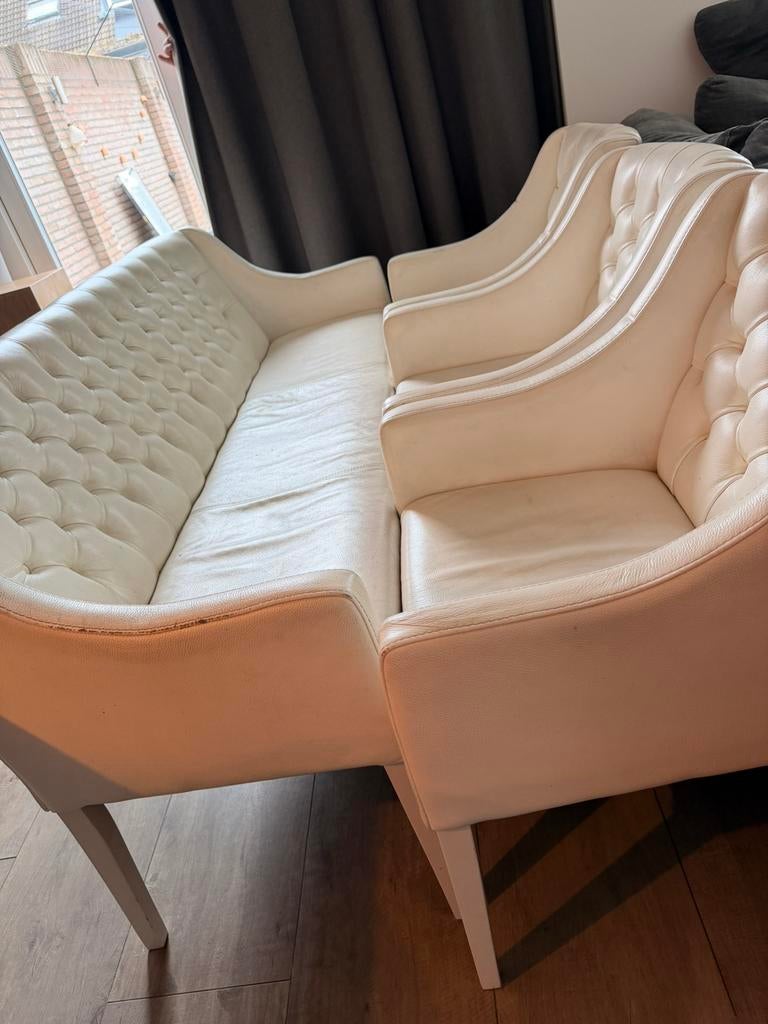 3 eetkamerstoelen en bank. Wit, leer, gebruikt., Ophalen, Gebruikt, Vierpersoons of meer, Leer