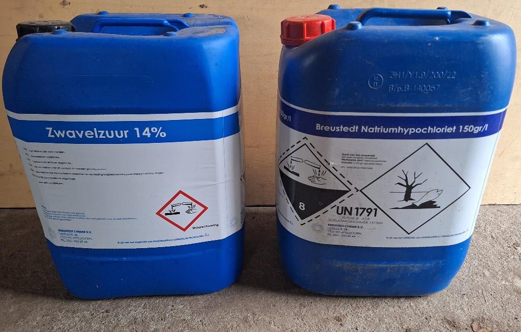 Nieuw vloeibaar zwembad en zwavelzuur chloor, Tuin en Terras, Zwembad-toebehoren, Ophalen, Nieuw, Reinigingsmiddel