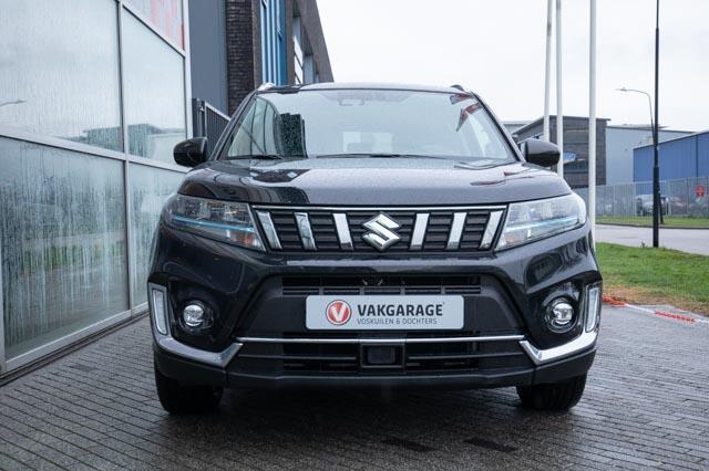 Suzuki Vitara 1.5 Hybrid Style | Black | Carplay, 12 maanden, Gebruikt, Zwart, 4 cilinders