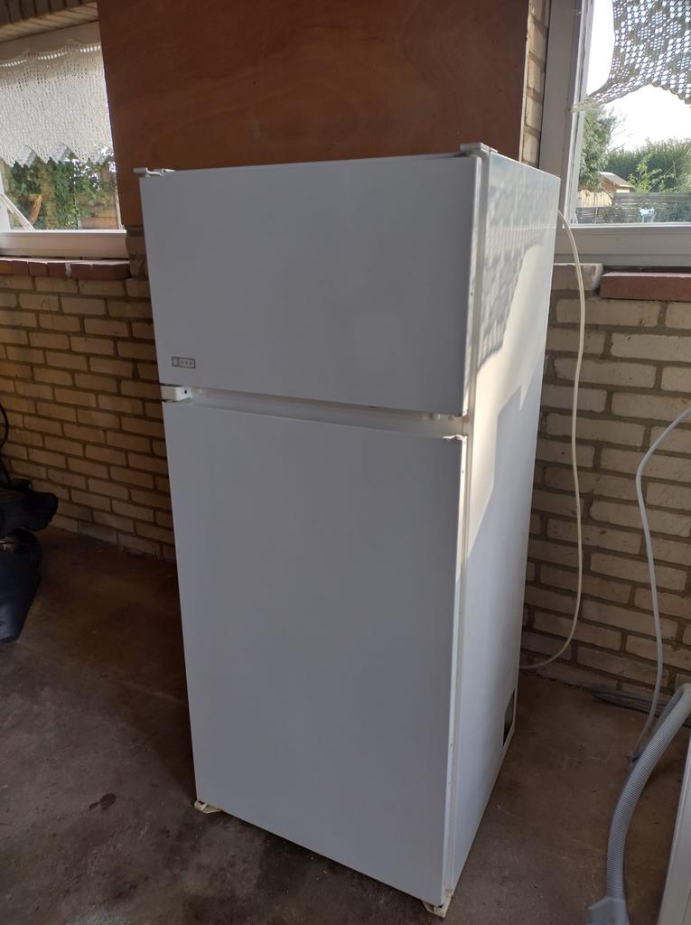 Liebherr inbouw koel-vries combinatie koelkast, Gebruikt, 120 tot 140 cm, 200 liter of meer, Met aparte vriezer