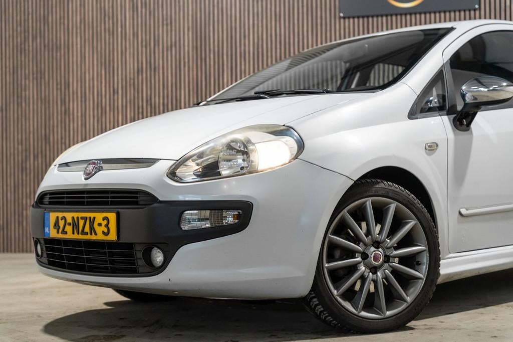 Fiat Punto Evo 1.3 M-Jet Dynamic Nette Auto, Auto's, Voorwielaandrijving, Euro 5, Gebruikt, Zwart