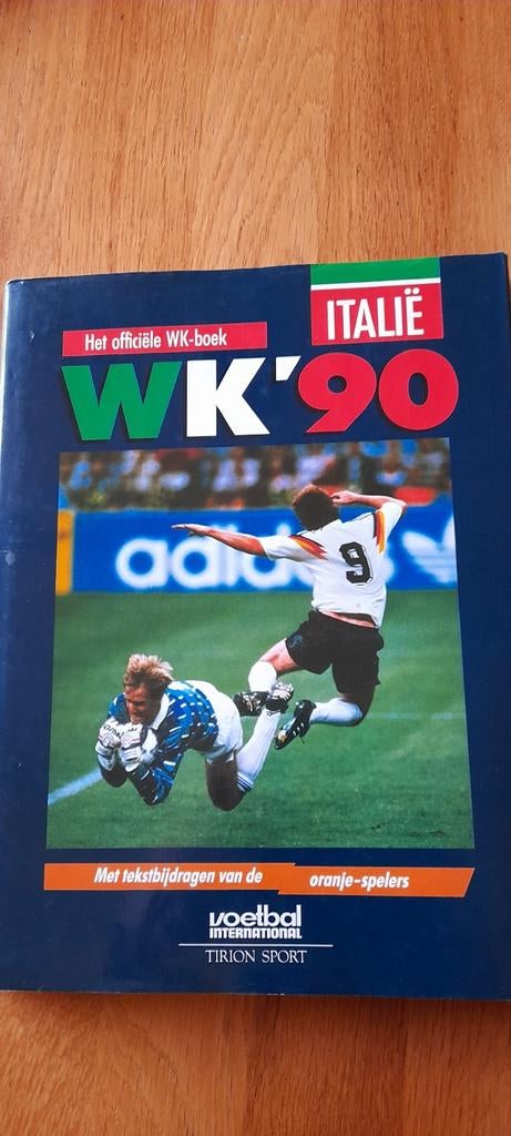 Voetbal WK 90, Boeken, Ophalen of Verzenden, Zo goed als nieuw