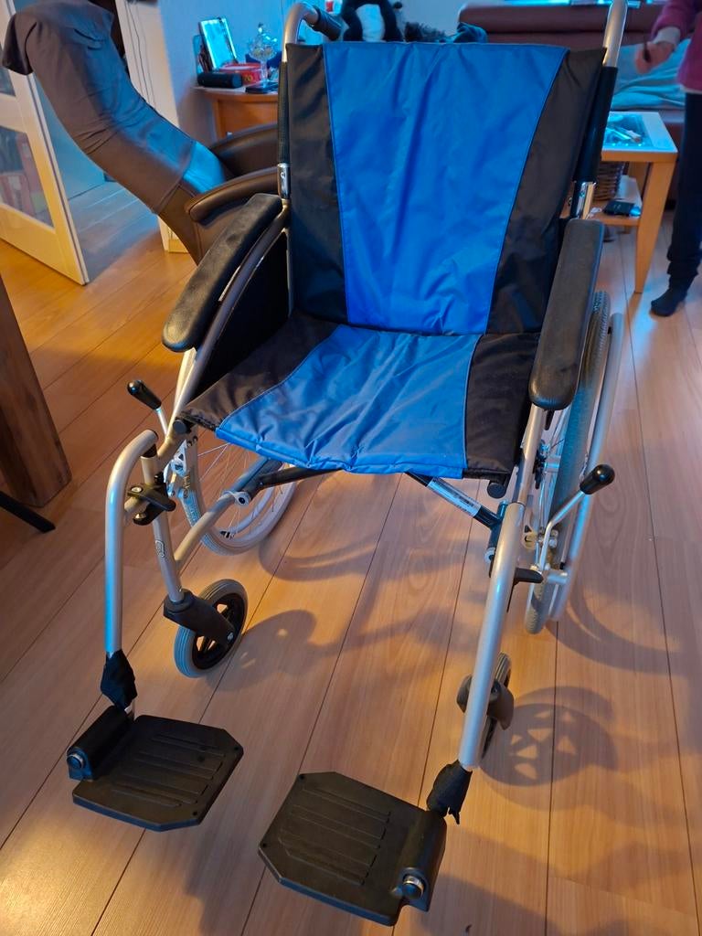 zo goed als nieuwe rolstoel, Diversen, Rolstoelen, Ophalen