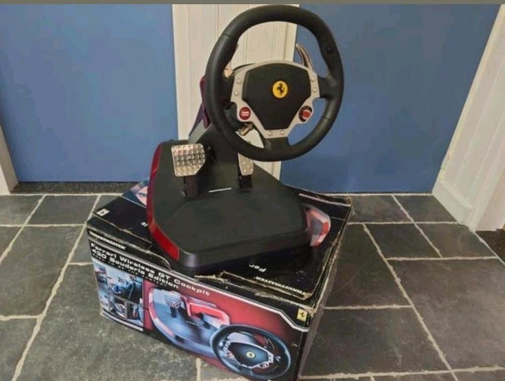 Ferrari Trustmaster stuur wireless GT Cockpit PS3, zgan!, PlayStation 3, Ophalen of Verzenden, Zo goed als nieuw, Stuur of Pedalen