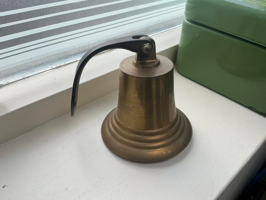 Koperen hangbel., Ophalen of Verzenden