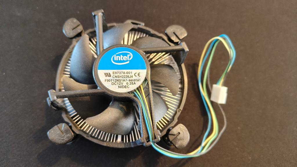 Intel's originele socket LGA 1155 Processor CPU Cooler, Computers en Software, Computerkoelers, Ophalen of Verzenden, Gebruikt