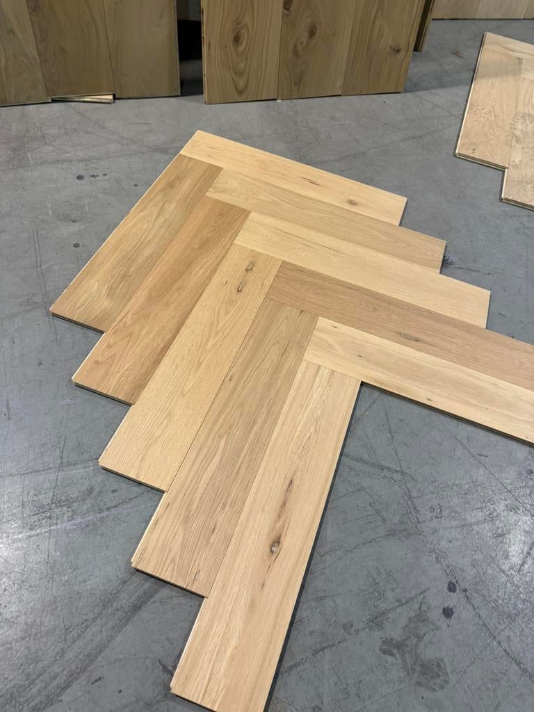 500m2 Eiken houten visgraat €36,5 per m2 kant en klaar nieuw, Parket, Nieuw, Ophalen of Verzenden, 10 m² of meer